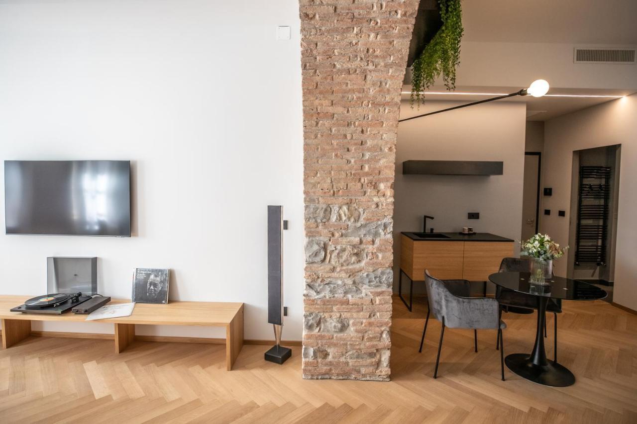 S1 Luxury Suites And Rooms Trieste Eksteriør bilde