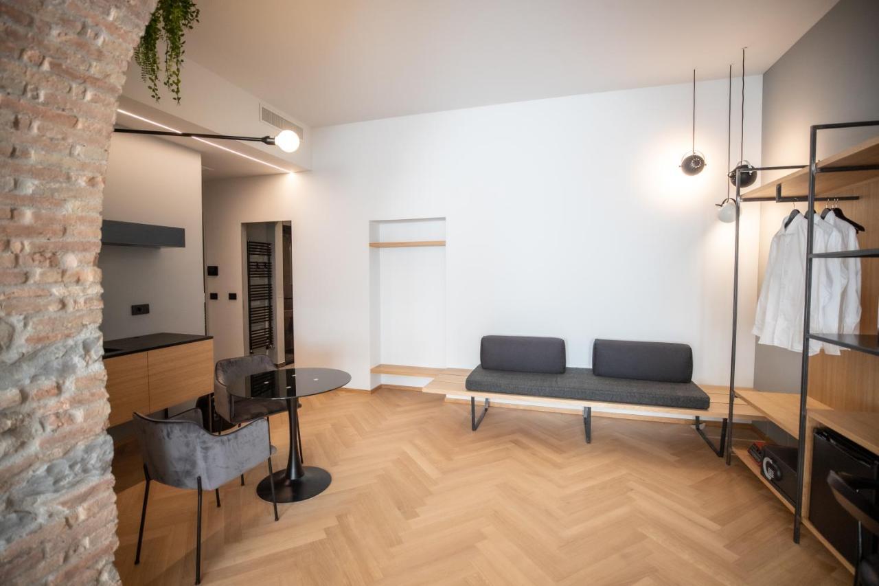 S1 Luxury Suites And Rooms Trieste Eksteriør bilde