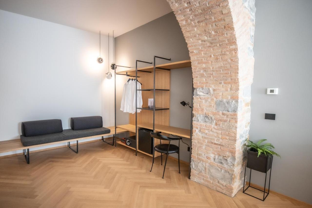 S1 Luxury Suites And Rooms Trieste Eksteriør bilde
